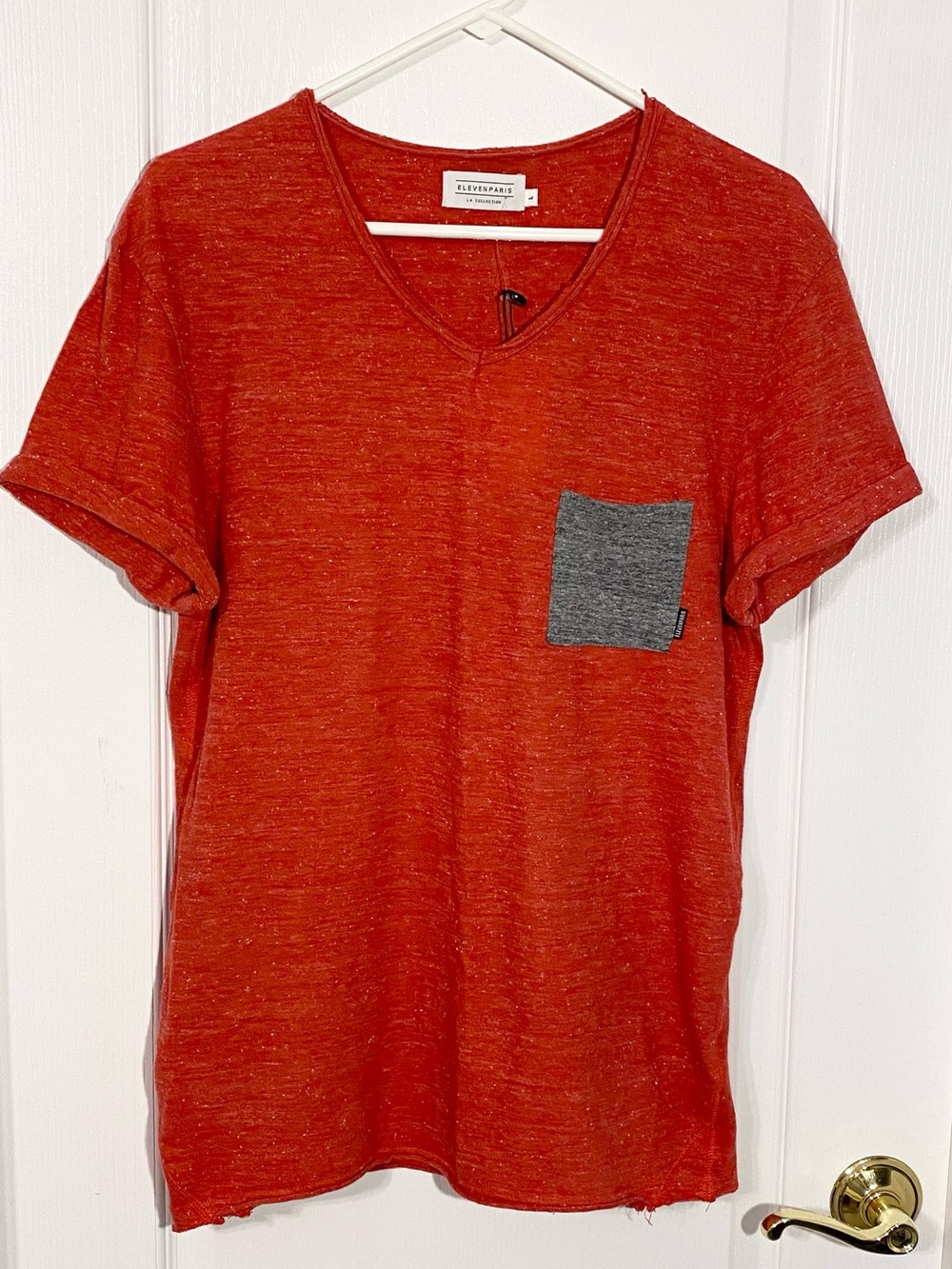 Eleven Paris Speckled Red & Gray V Neck Pocket Tee Men’s Large